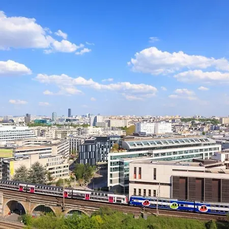 Proche Porte De Versailles, Parc Des Princes Issy-les-Moulineaux